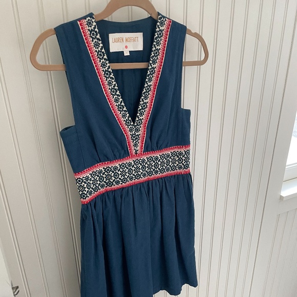 Lauren Moffet Embroidered Dress - Size 0 - Picture 2 of 6